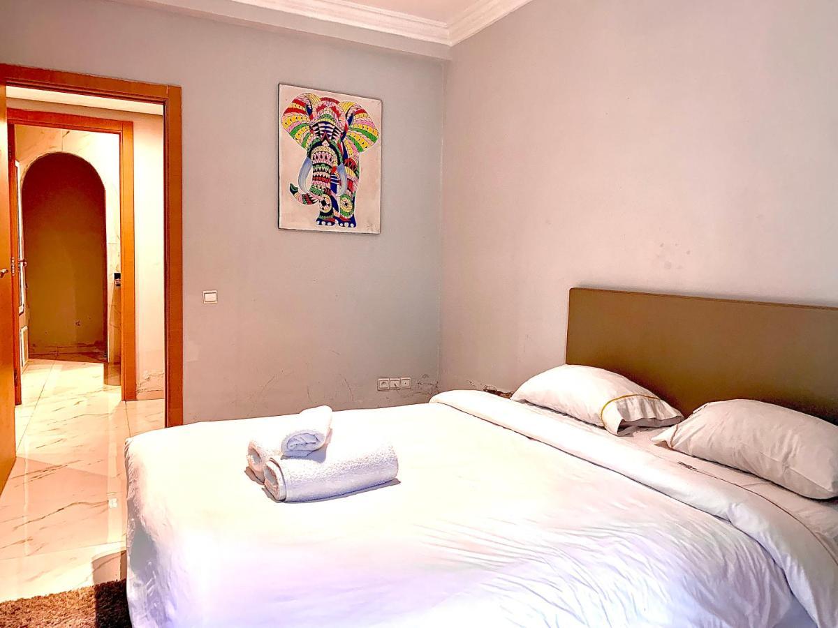 G5 - Amazing 2 Bedrooms With Private Garden. Apartment *